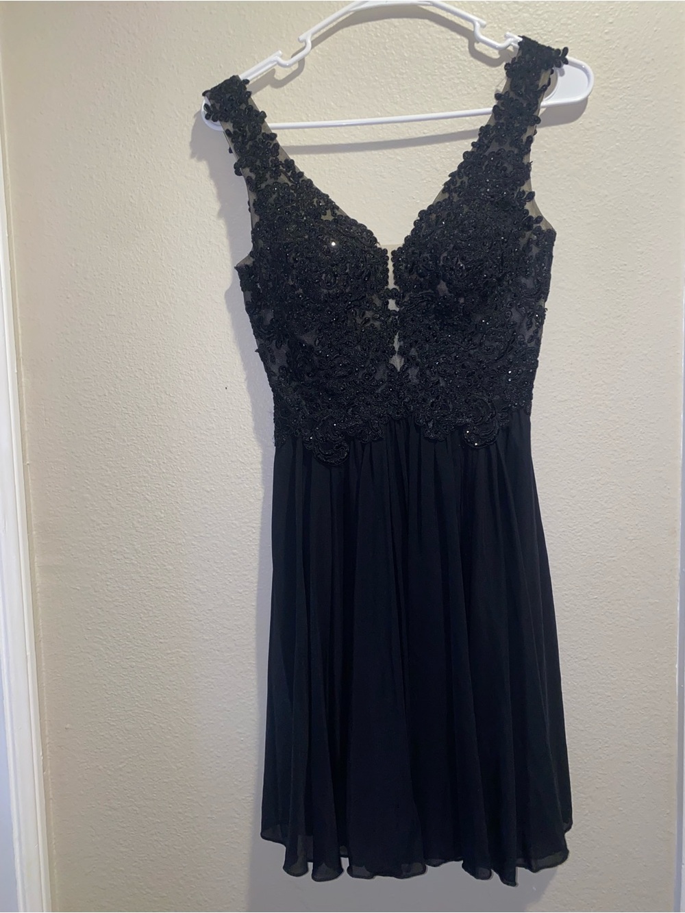 Sherri Hill Sleeveless Black Beaded Formal Cocktail Prom Homecoming Pageant 0